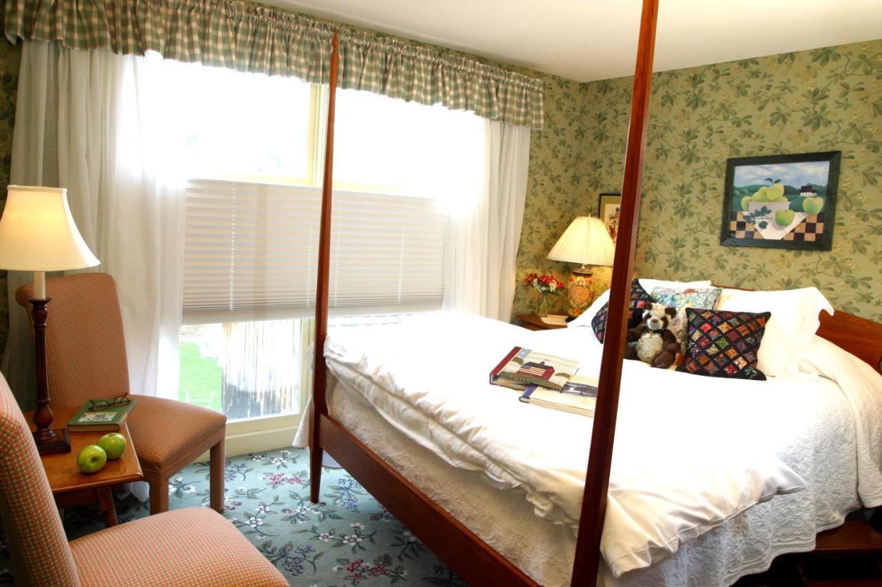 Three Mountain Inn Jamaica ภายนอก รูปภาพ